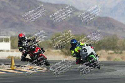 media/Oct-30-2025-Racers Edge (Thu) [[dabbdaf680]]/3-B Group/Session 2 (Turn 14)/